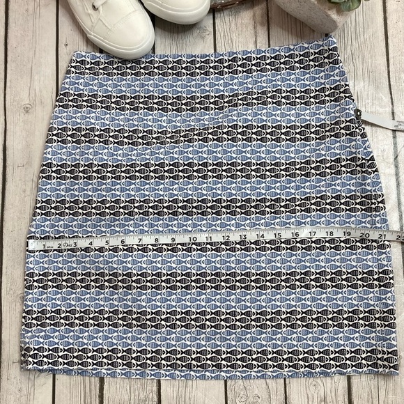 TALBOTS FISH SKIRT - Picture 3 of 5